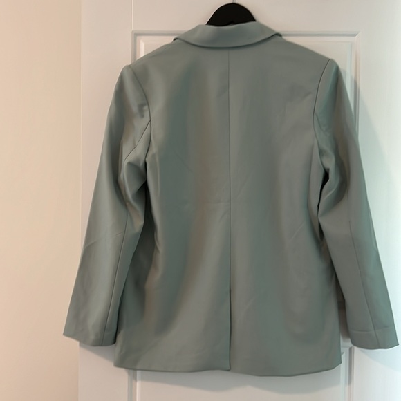 Like new Endless Rose blazer - Picture 3 of 3